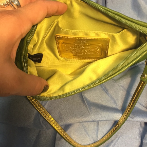 SOLD Coach Wristlet (Large) - Picture 6 of 7